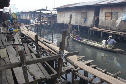 Coronavirus: UI experts want Makinde, Sanwo-Olu to deploy taskforce to urban slums