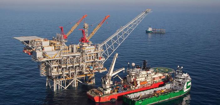 Domestic fund managers seek dollar assets as rout intensifies