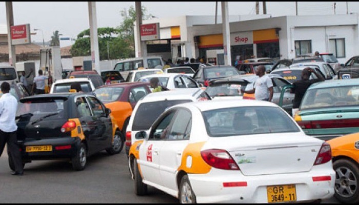 Ghanaian taxi drivers deal with fuel being N360 per liter of fuel