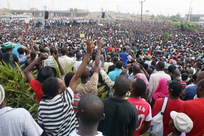 Rising population, dwindling jobs put Nigeria on brink of socio-economic crisis