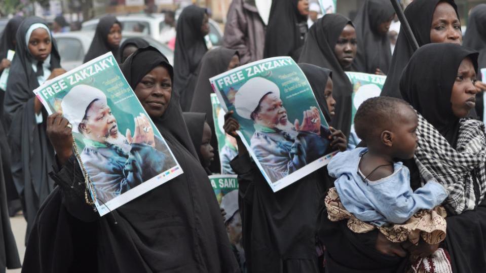 Showdown looms as Shiites defy police, plan nationwide procession on Tuesday