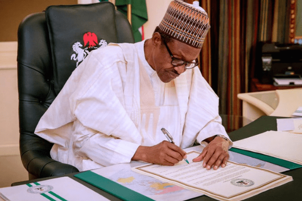 4 years after, Buhari fails to curb corruption