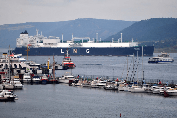 Bangladesh takes first LNG delivery from Nigeria, three months earlier