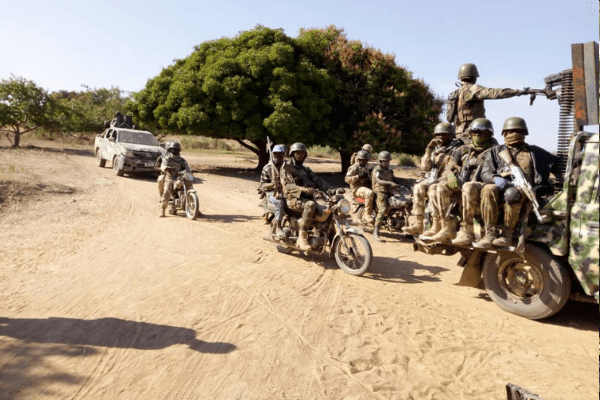 UPDATED: Over 6,000 flee to Chad as militants kill 100 soldiers in northeast Nigeria