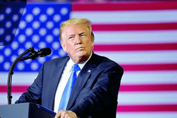 Trump asked Ukrainian leader to investigate Bidens