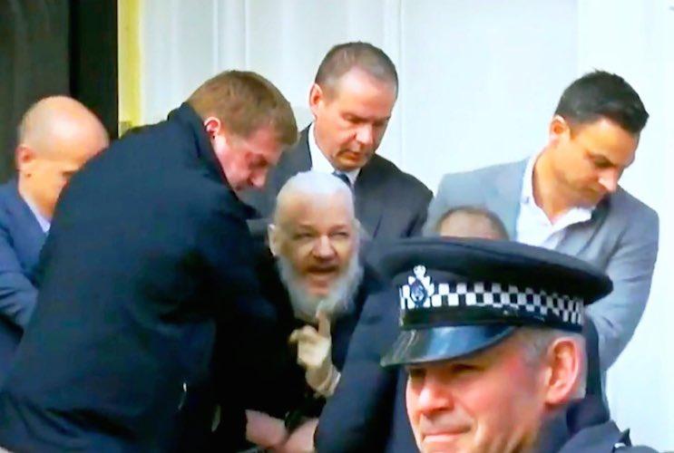 Updated: UK confirms detention of Wikileaks founder Julian Assange, thanks Ecuador
