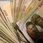 Naira weakens to N425 against dollar at black market
