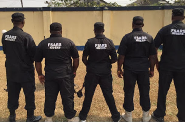 SARS officers