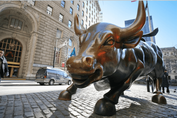 Bitcoin gains as US big retail stores move to accept cryptocurrency