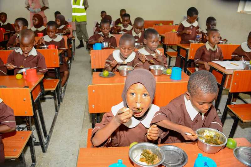 Osun uses school-feeding to fight poverty and improve education