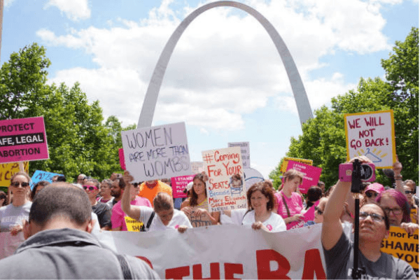 US tech CEOs join campaign for abortion access