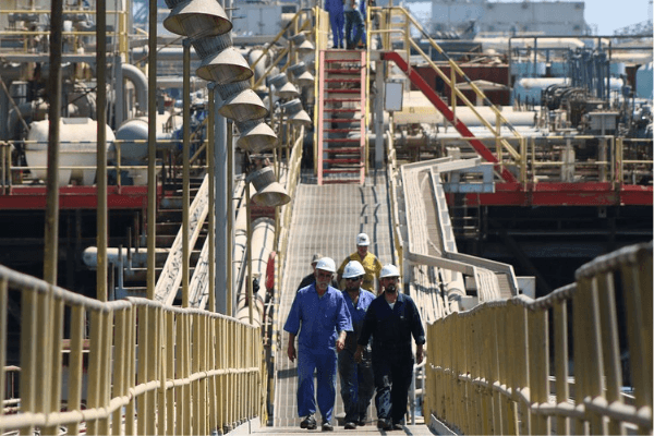 Oil slides as US stockpiles grow