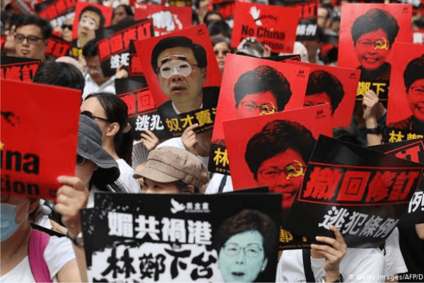 Hong Kong protesters stage fresh rally against extradition bill
