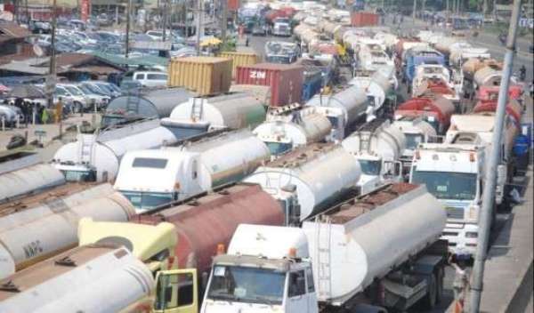 Apapa: Trailer Park