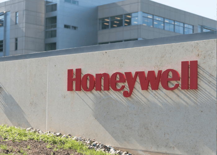 Honeywell profits bolstered by strength in aerospace division