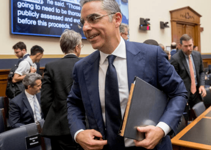 Facebook’s cryptocurrency hopes hit a wall in Washington