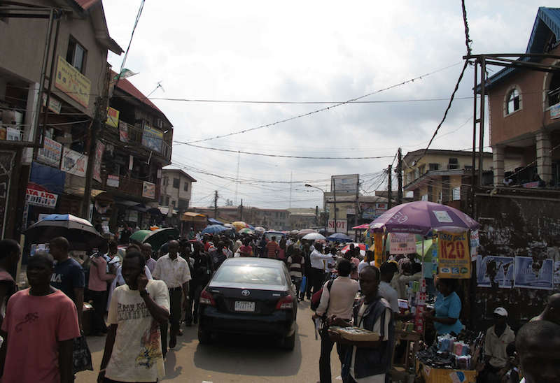 Apapa: Truckers clash with ‘Ajegunle area boys’ over road obstruction