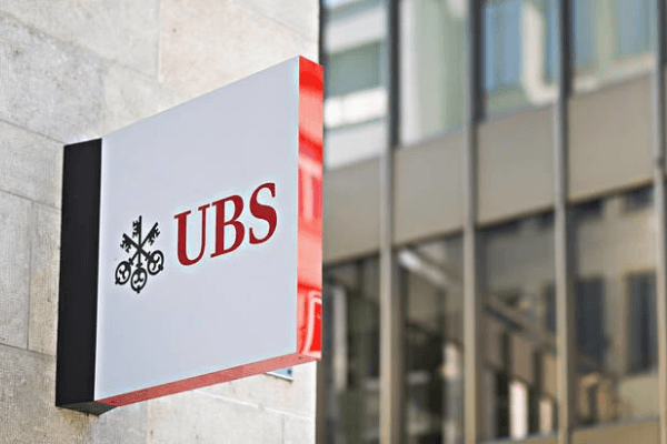 UBS plans negative interest rate for rich clients