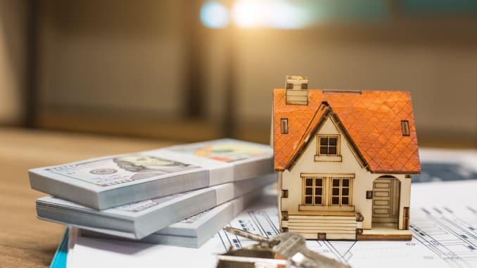 Real estate outperforms 19 sectors to post worst growth in Q2’19