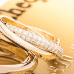 Managing couple’s joint account: pros & cons