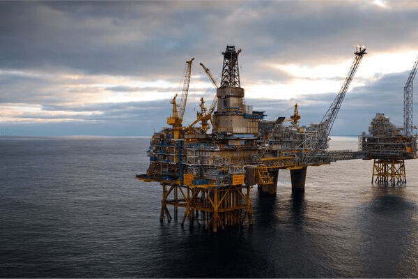 FG, oil majors’ dispute opens investment space to China, Russia