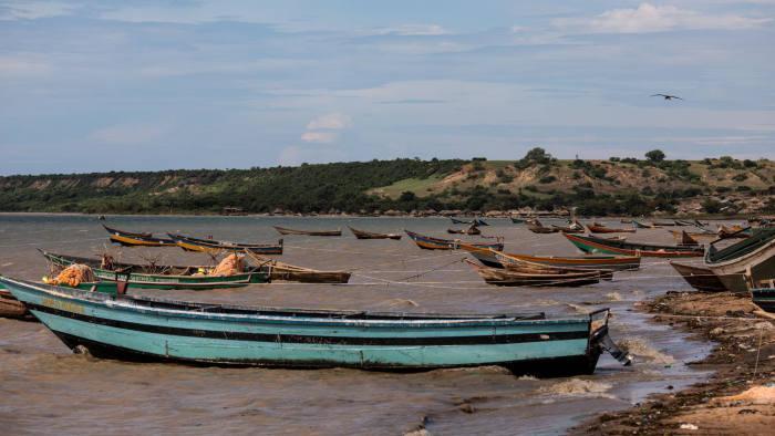 Uganda’s oil ambitions delayed as deals stall