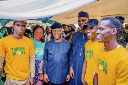 Osinbajo interacts with MarketMoni, TraderMoni beneficiaries in Nasarawa