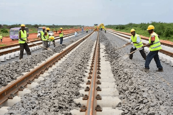 Lagos- Ibadan $2bn rail project will be ready April 2020, says FG
