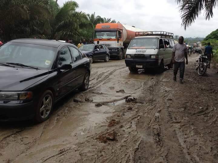 Business travellers lament deplorable condition of Itu-Calabar highway, road now death trap