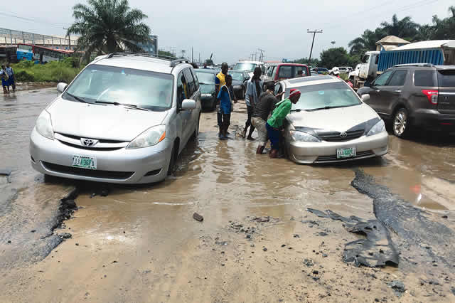 Reconstructing Lagos collapsed roads for mobility