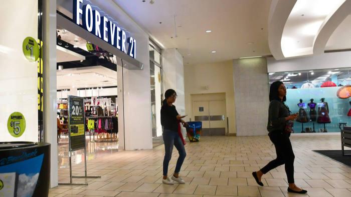 US shopping mall vacancies hit 8-year high