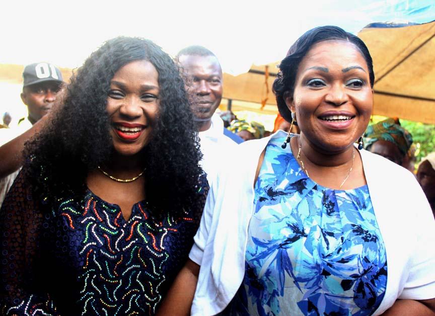 (L-R): Atinuke Owolabi, CEO/founder Touch of Love and Lifting Hands Foundation, with Aderemi Adebowale, special adviser to the governor of Lagos State on Civic Engagement, during a forum organised by the foundation at its secretariat, Ifako Ijaye, Lagos.