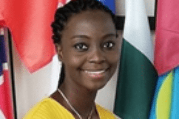 25-year-old Nigerian, Victoria Ibiwoye presented with the Princess Diana Legacy Award