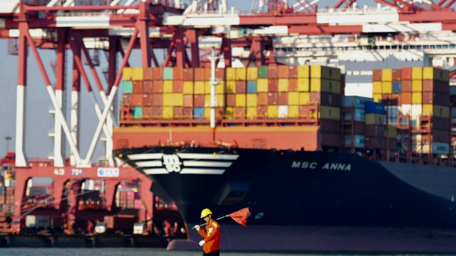 European stocks strike highest level since January last year