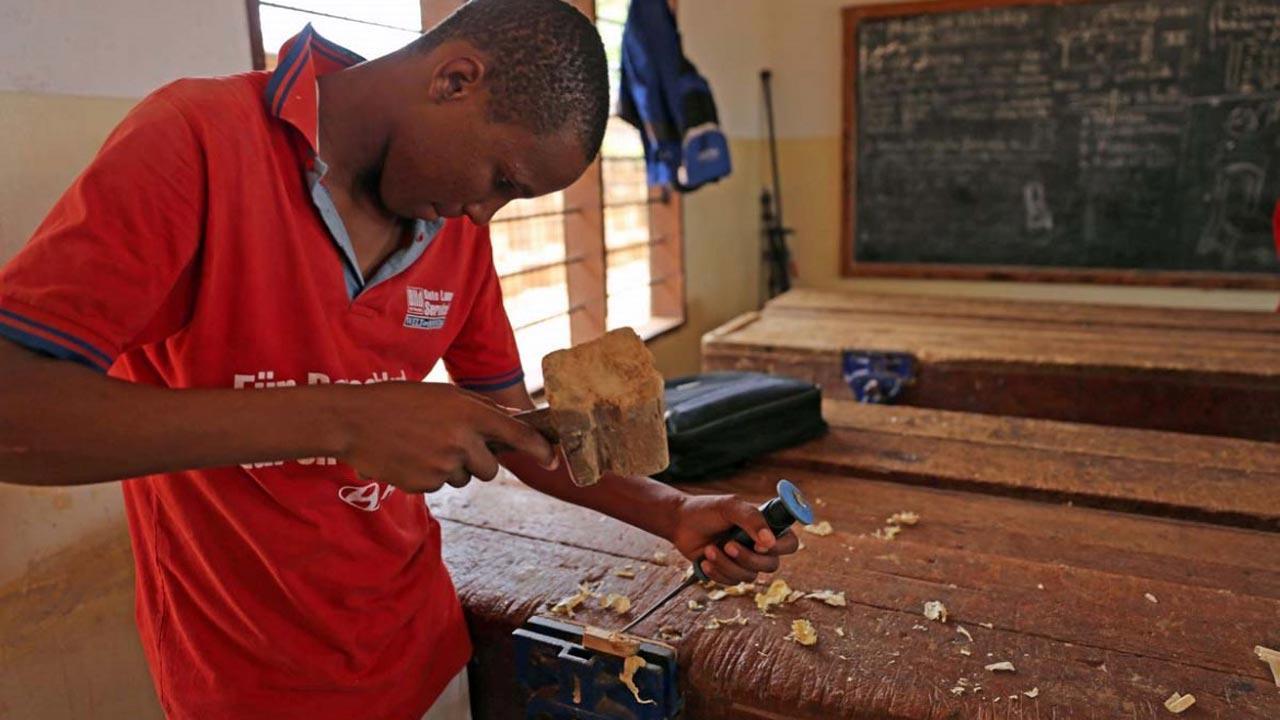 Wanted: Bright young technicians