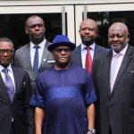 Nyesom Ezenwo Wike (m), Rivers State governor; Long Williams (l), chairman, Governing Council of Eastern Bar Forum, and Onueze Okocha (SAN), former president of NBA, at the Government House Port Harcourt.