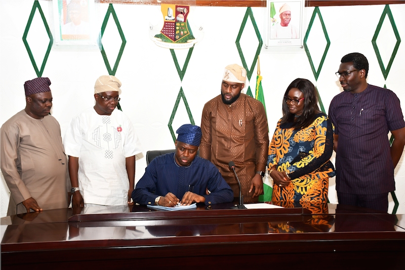 Makinde signs Appropriation Bill for 2020 fiscal year to Law
