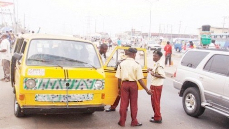 Lastma controlling traffic