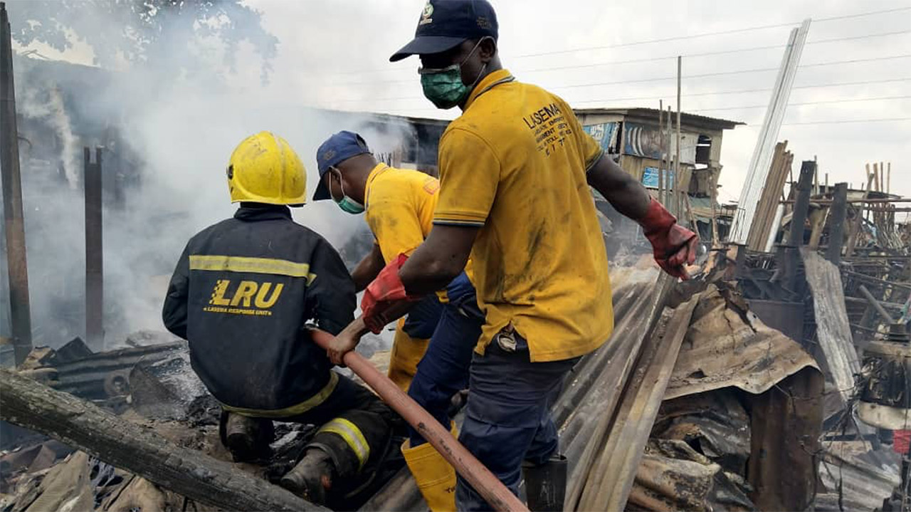 Fire guts Owode-Onirin market in Lagos