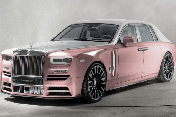 Cullinan rounds up Rolls-Royce family DNA