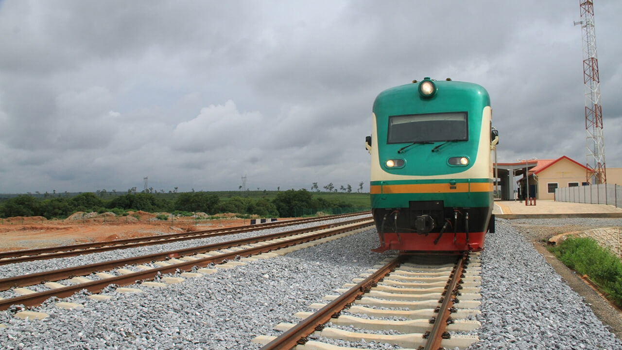 FG acquires 44 coaches, locos for deployment on Abuja-Kaduna, Lagos-Ibadan rail corridors