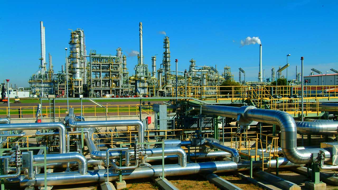 Nigerian Oil refineries