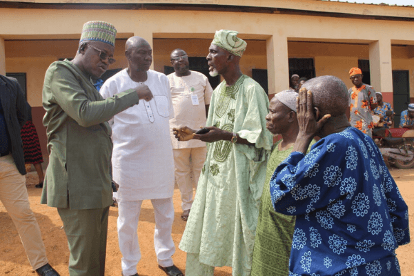 Oyo Govt. Issues stop work order on two public schools in Ibadan
