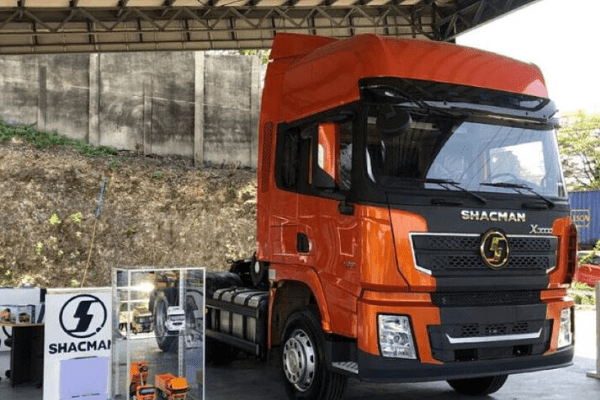 SHACMAN Trucks Tian Chao in Nigeria on expansion visit