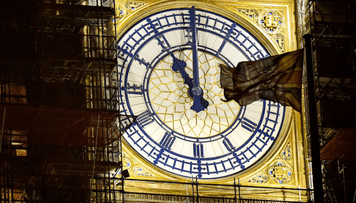 Brexit: UK begins countdown to EU exit tonight