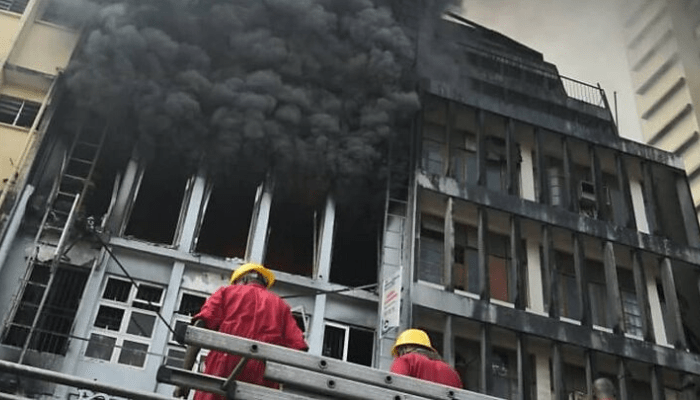 Breaking: INEC Headquarters catches fire as Fire Service battles to quench inferno