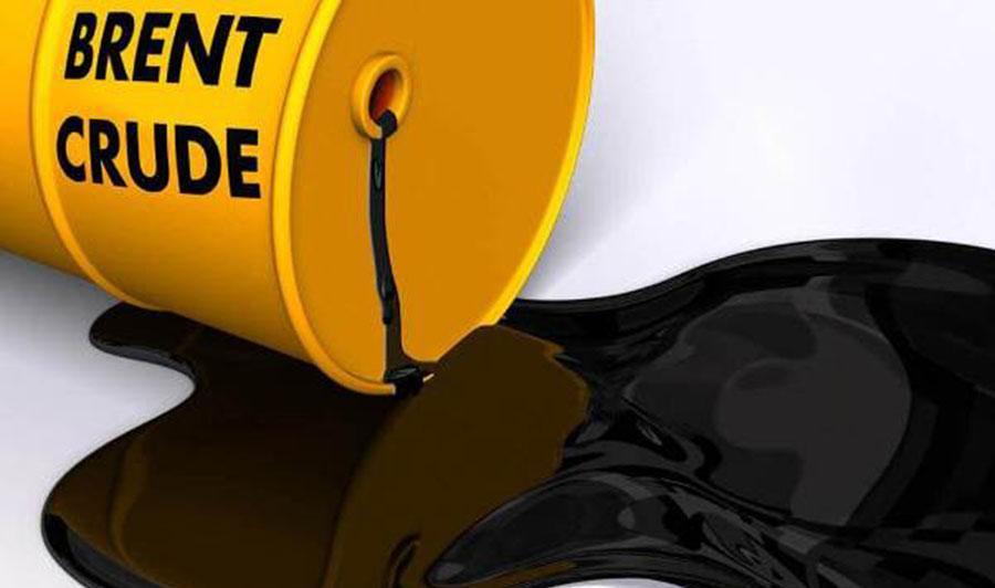 Dated Brent falls to $17 as physical, futures markets diverge