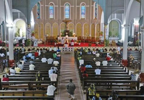 Churches record low turnout, Nigerians stock up as Covid-19 cases hit 30