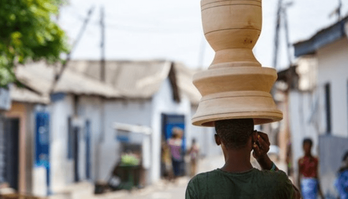 How to connect 200 Nigerian communities without access to broadband