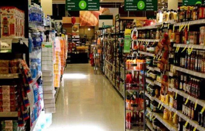 Ilorin residents stock food ahead of markets closure